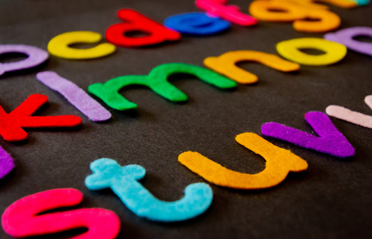 5 helpful tips when your child is reading with phonics books